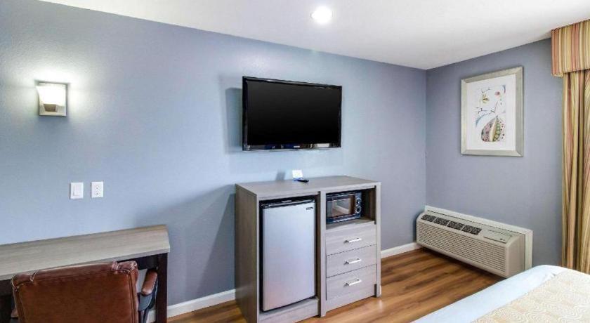 Rodeway Inn & Suites Port Arthur - Groves Екстер'єр фото