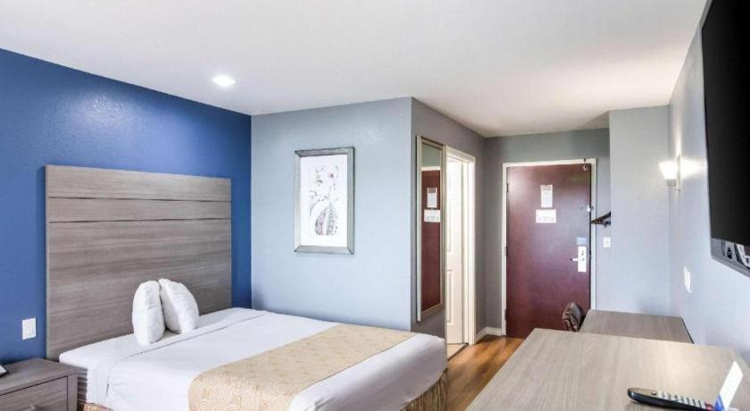 Rodeway Inn & Suites Port Arthur - Groves Екстер'єр фото