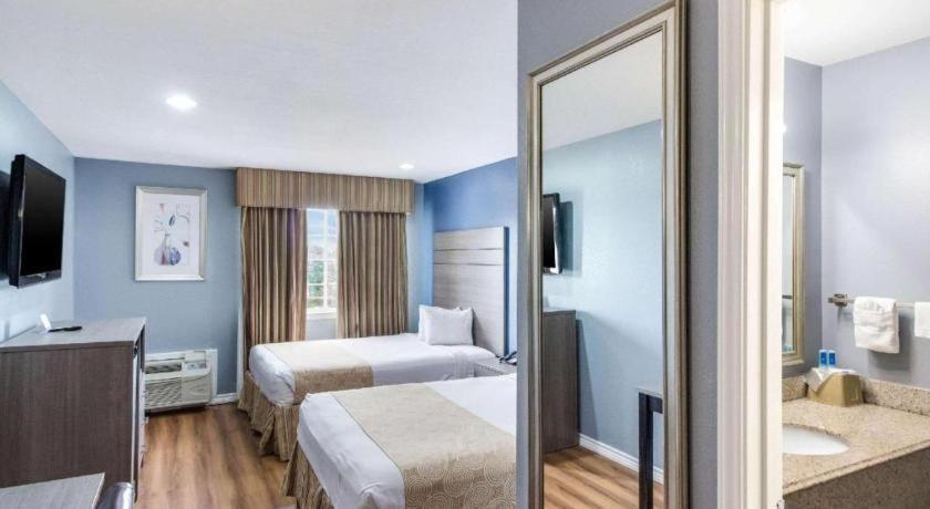 Rodeway Inn & Suites Port Arthur - Groves Екстер'єр фото