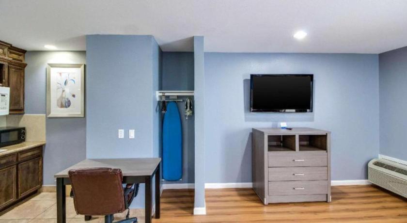 Rodeway Inn & Suites Port Arthur - Groves Екстер'єр фото