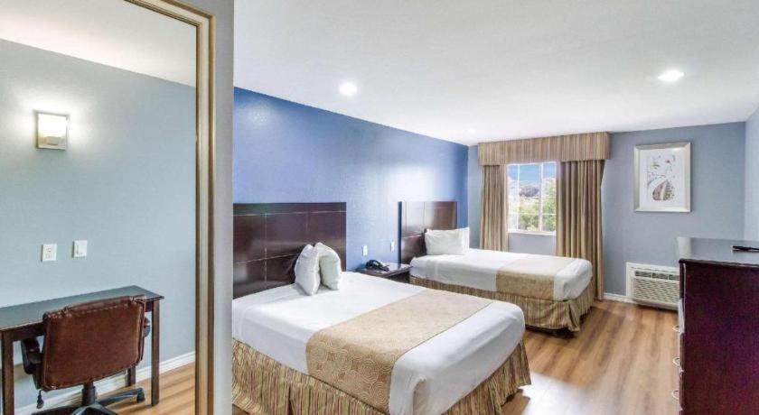 Rodeway Inn & Suites Port Arthur - Groves Екстер'єр фото